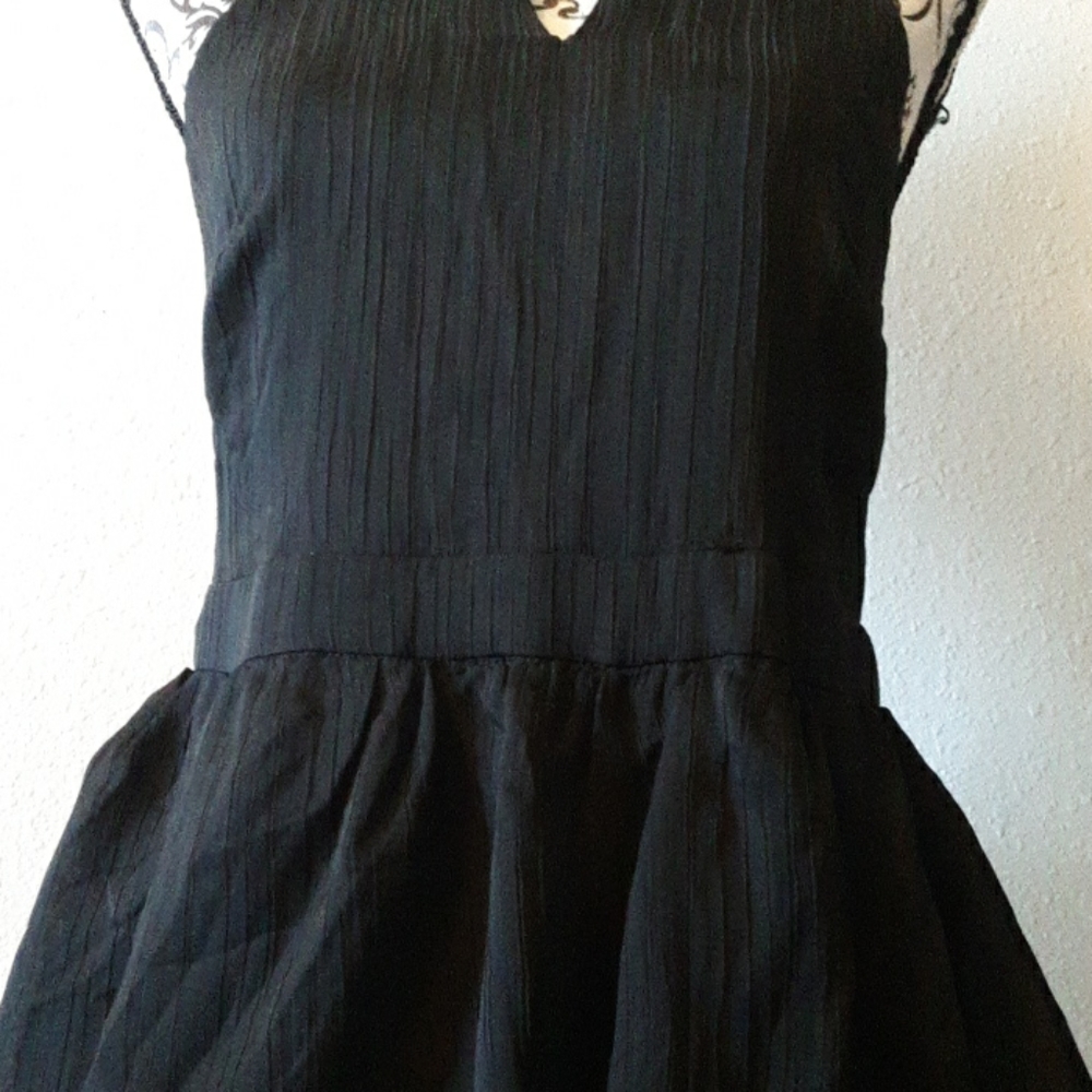 Xtaren Black Ruffled Gothic Gown - Picture 10 of 15